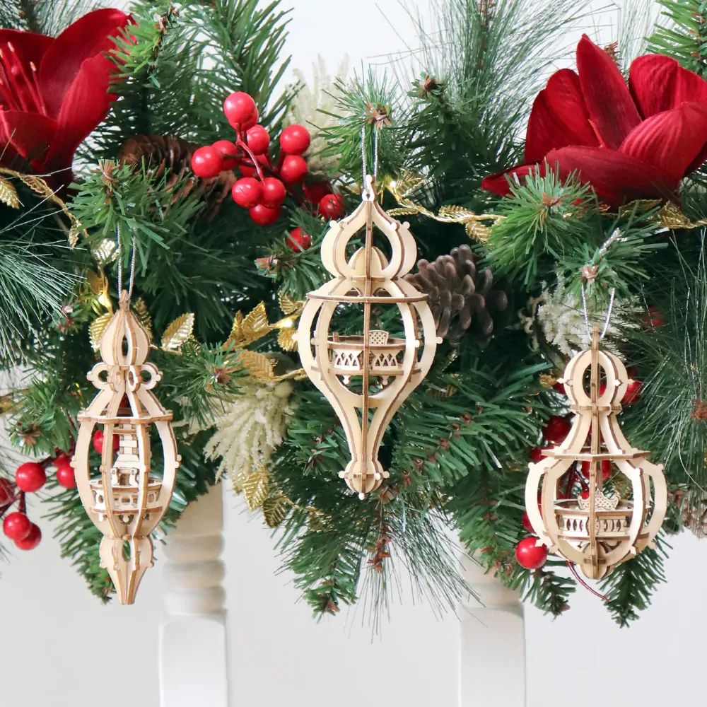 Tiny Treehouses | DIY Christmas Bauble Set | Happy Holidays
