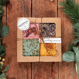 Christmas Botanicals Luxe Bar Set
