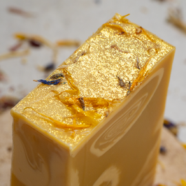 Luxury Soap Bar | Wildflowers and Honey | Rose Geranium, Lavender, Palmarosa, and Calendula Flower
