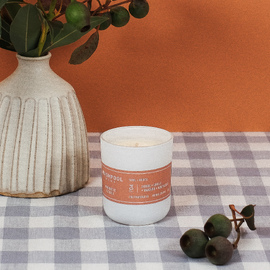 Jasmine · Vanilla · Honeysuckle Aromatic Candle [P04-175]