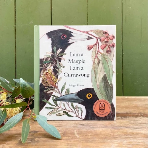 Book | Bridget Farmer | I Am a Magpie